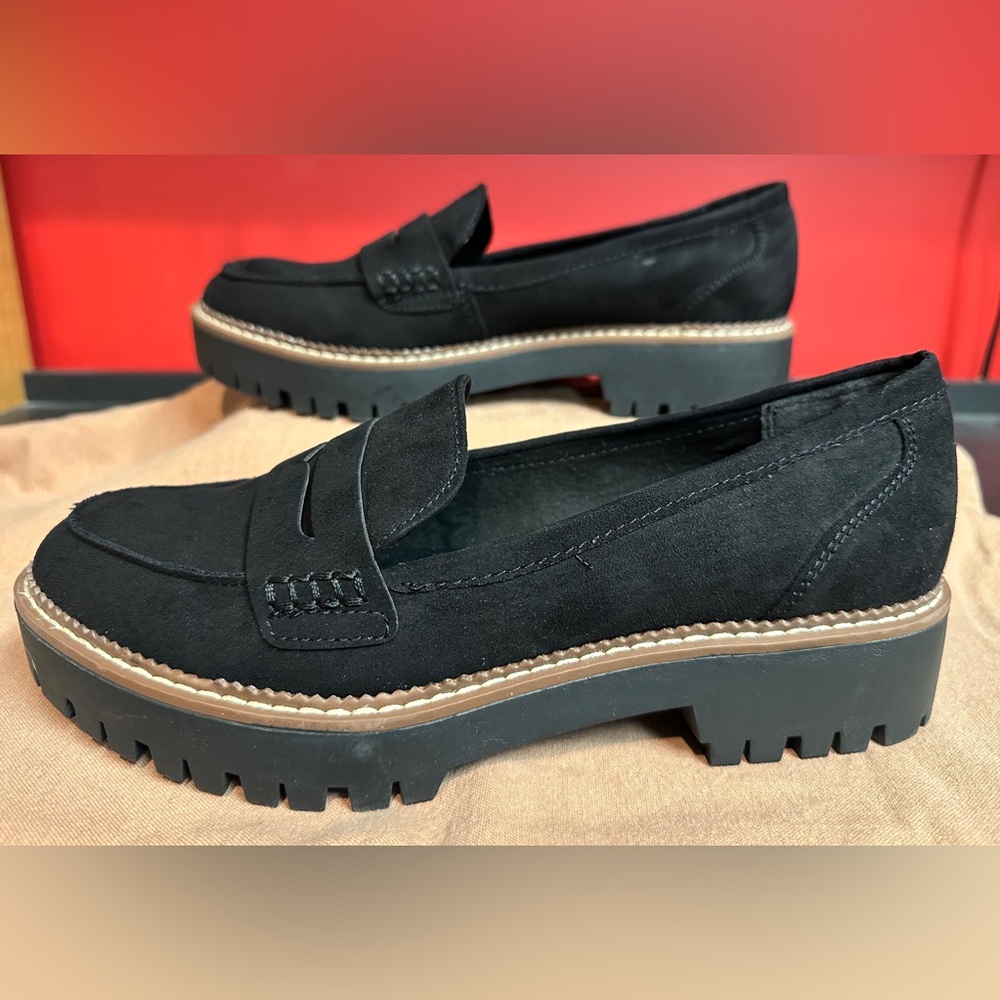 Jellypop Black Faux Suede Lug Sole Slip On Loafers Women’s Size 9.5M - Picture 3 of 13